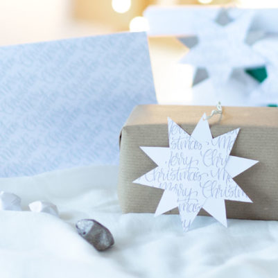 Last Minute Weihnachtskarten selber basteln mit passendem Geschenkanhänger